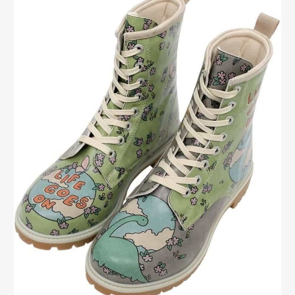 Artistic Graphic Lace-Up Boots
